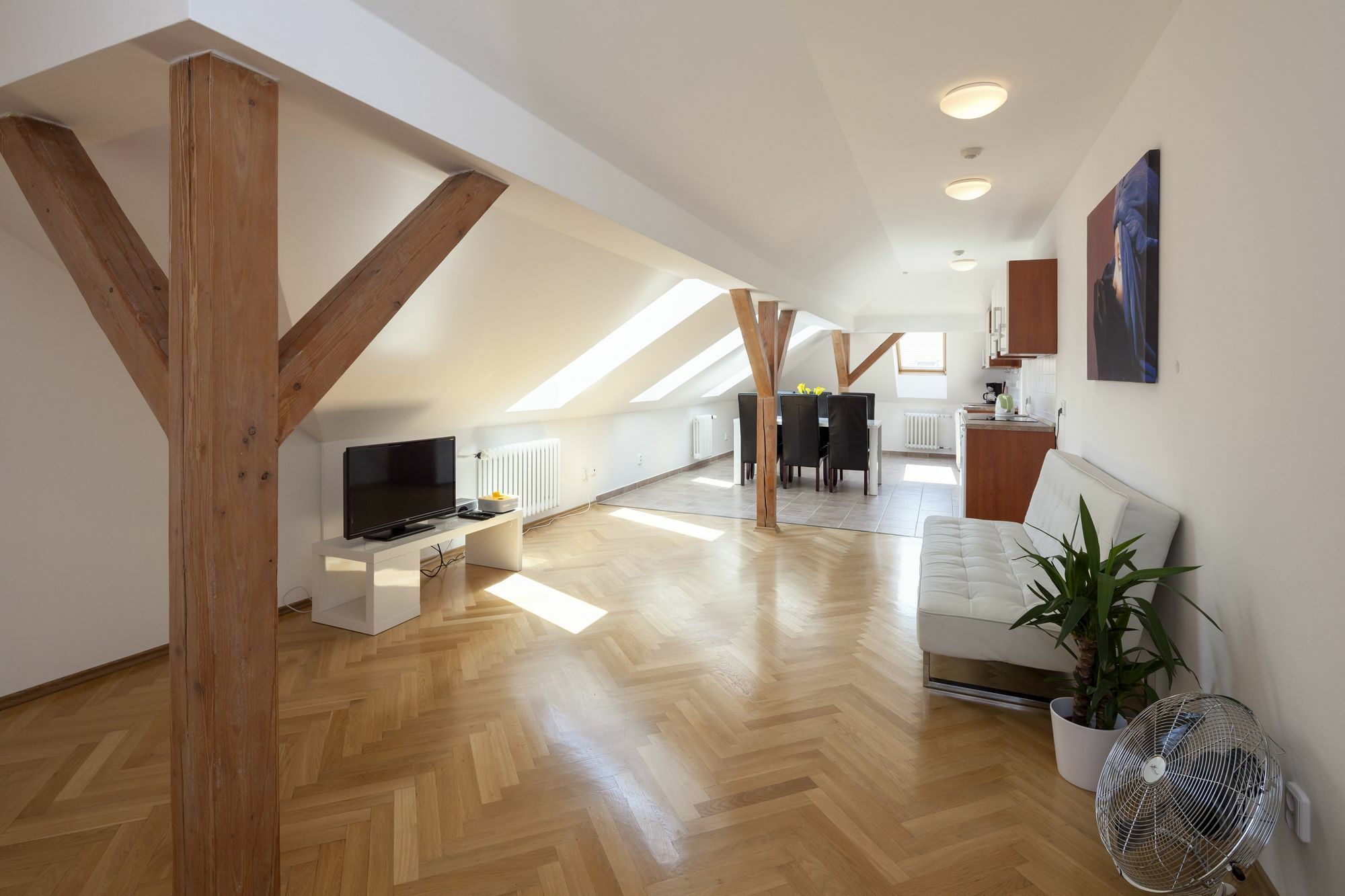 Capital Apartments Прага Екстериор снимка