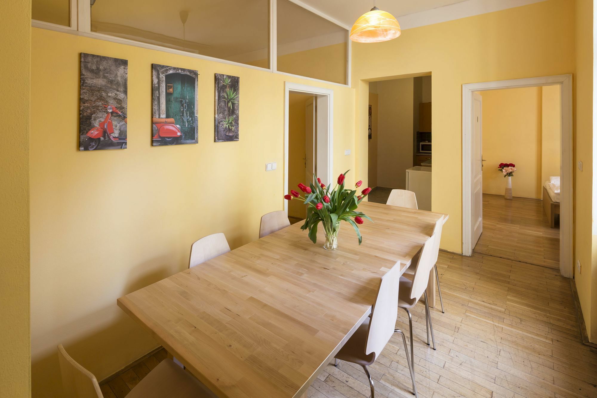 Capital Apartments Прага Екстериор снимка