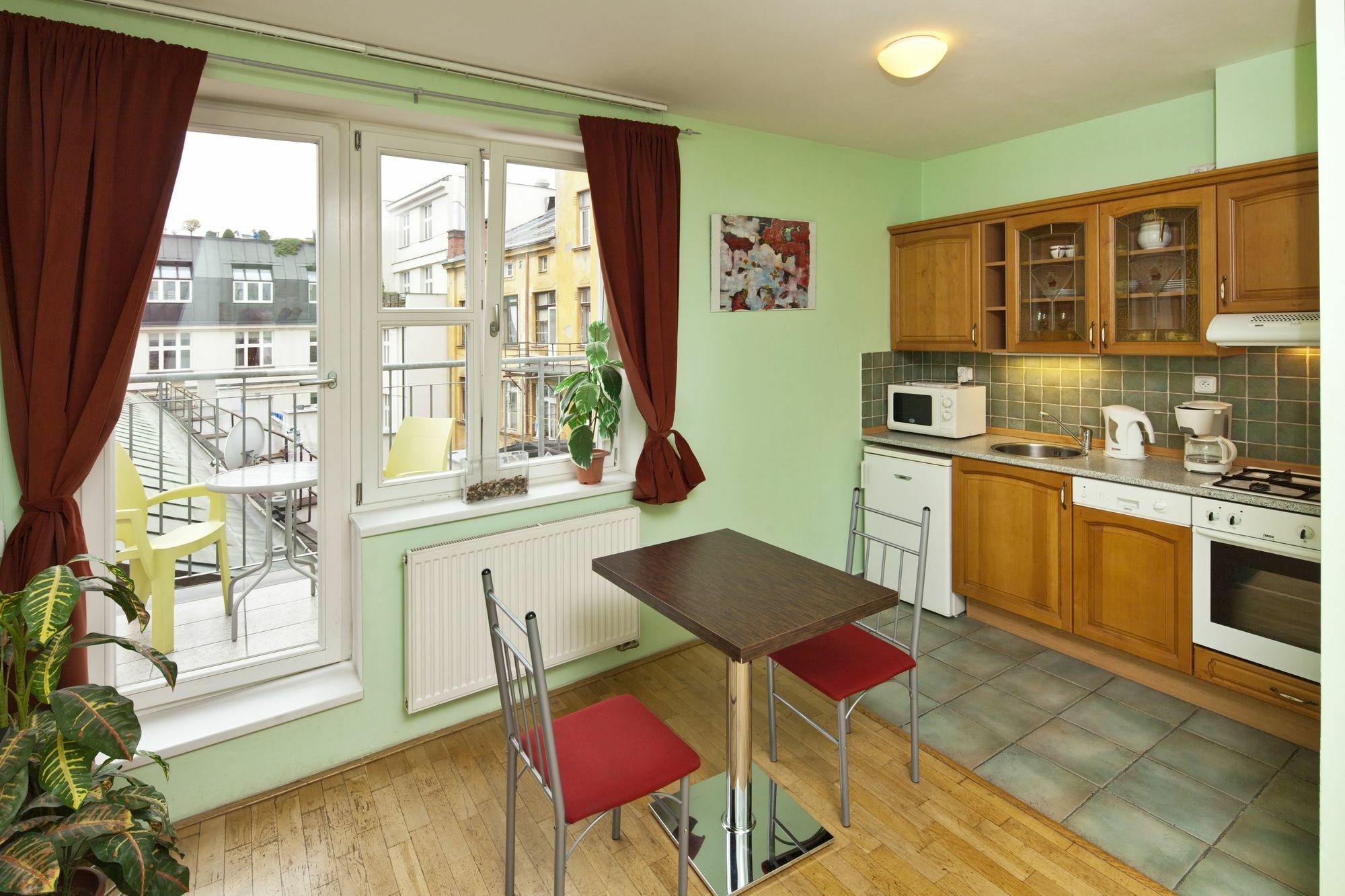Capital Apartments Прага Екстериор снимка