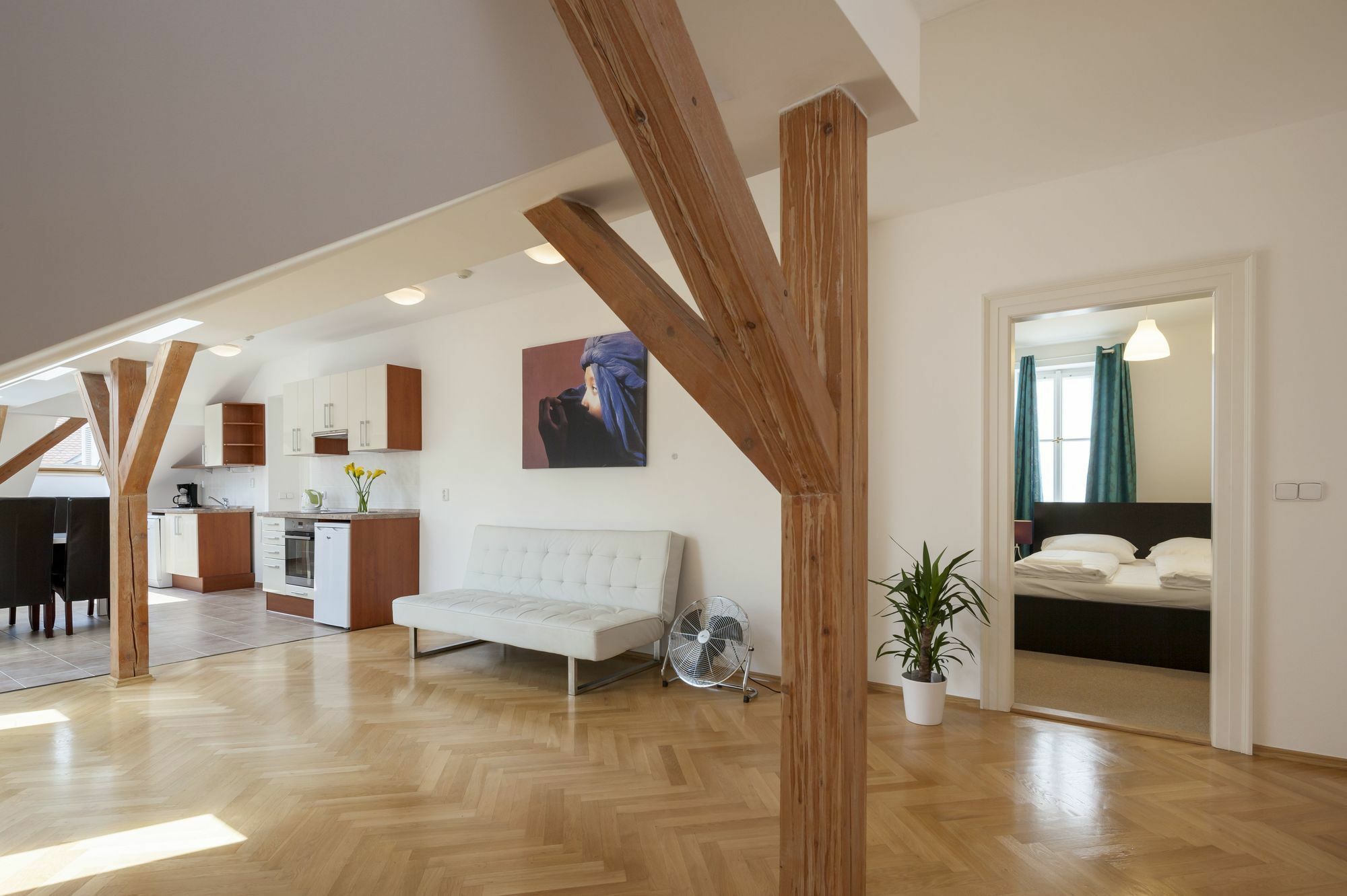 Capital Apartments Прага Екстериор снимка